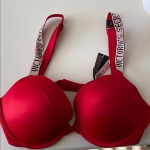 NWT Victoria secret push up bra
